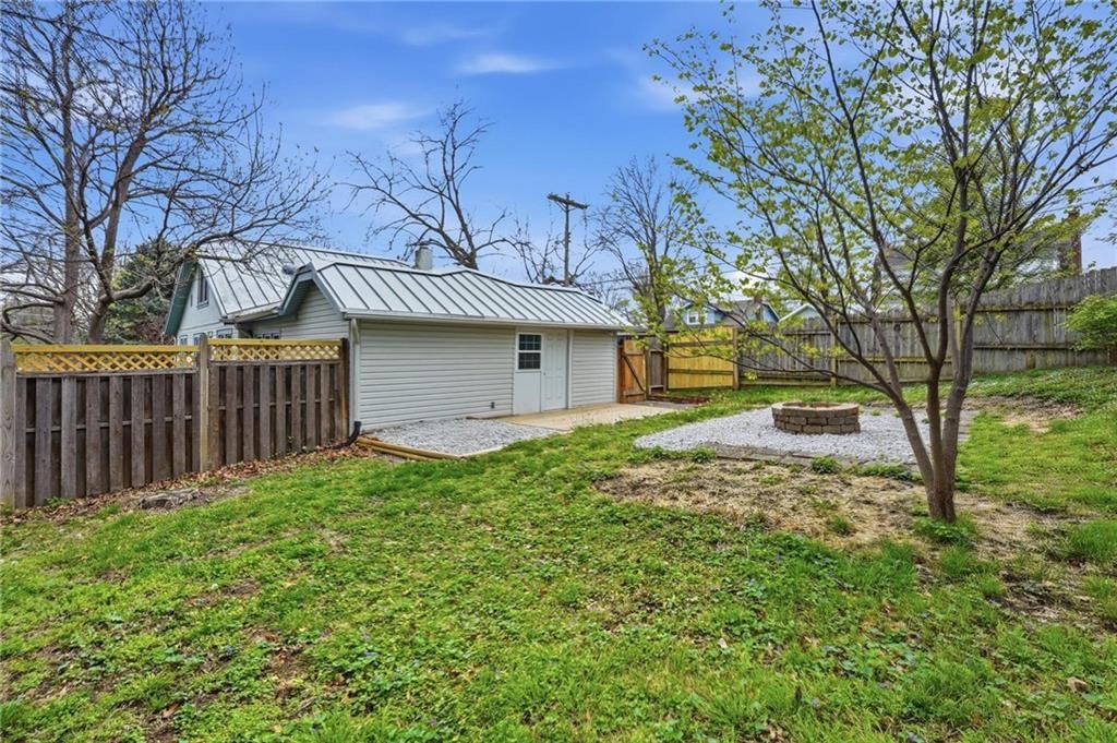 116 N Fairview Avenue — photo 34