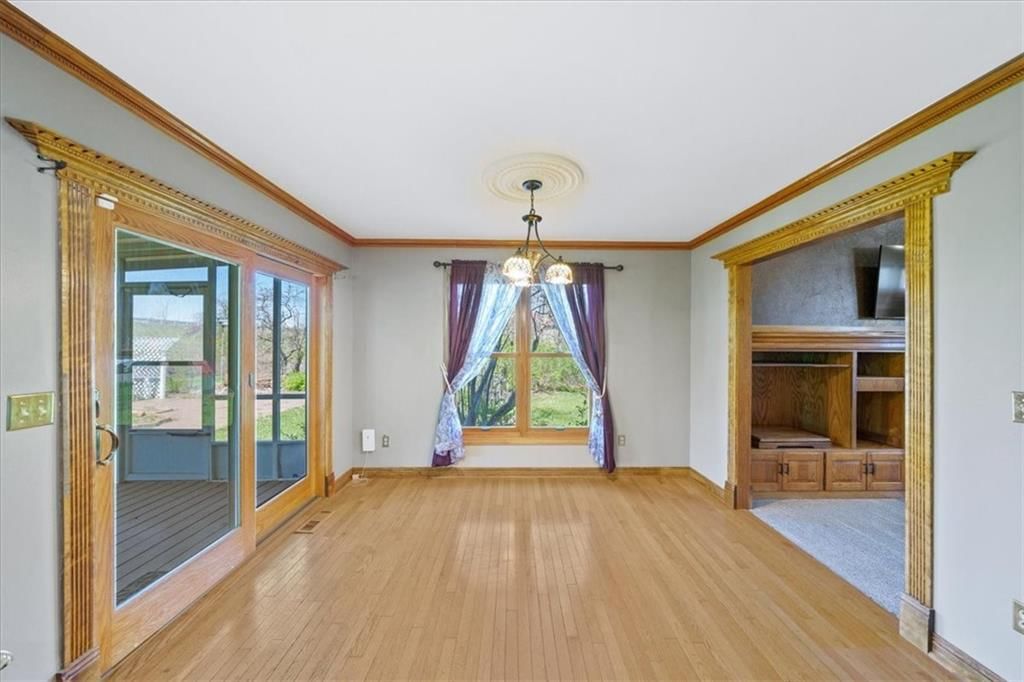 15410 Robinson Street — photo 5