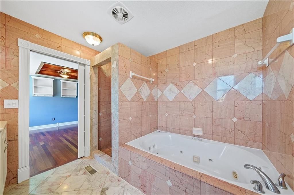 15410 Robinson Street — photo 17