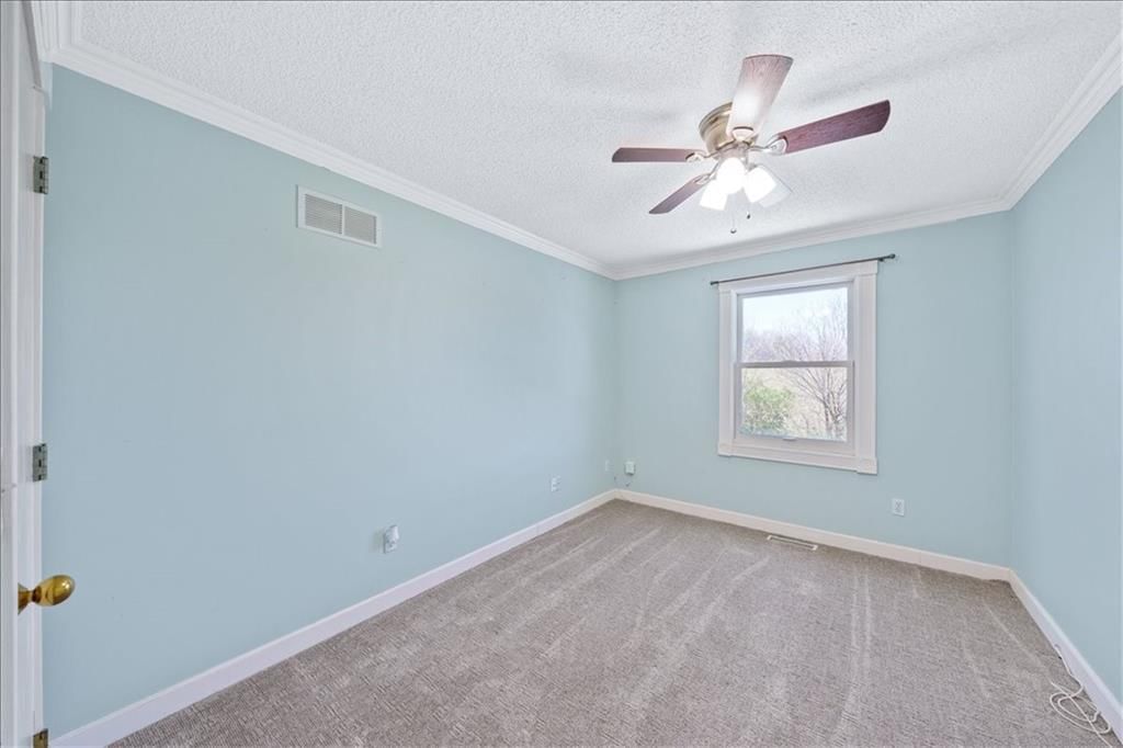 15410 Robinson Street — photo 20
