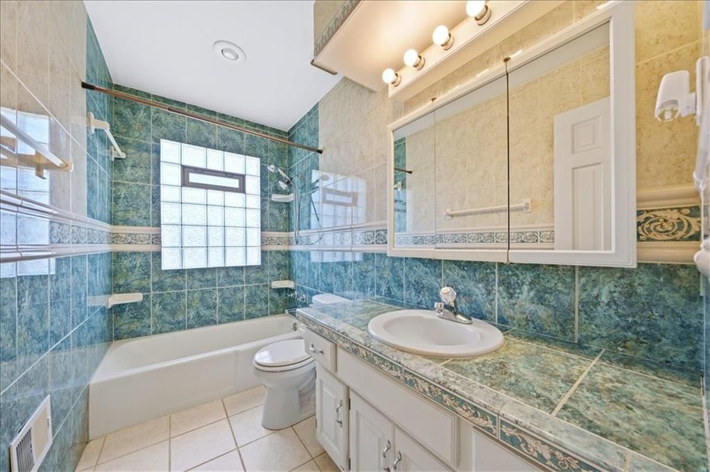 15410 Robinson Street — photo 24