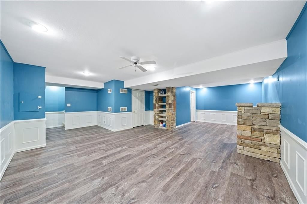 15410 Robinson Street — photo 26