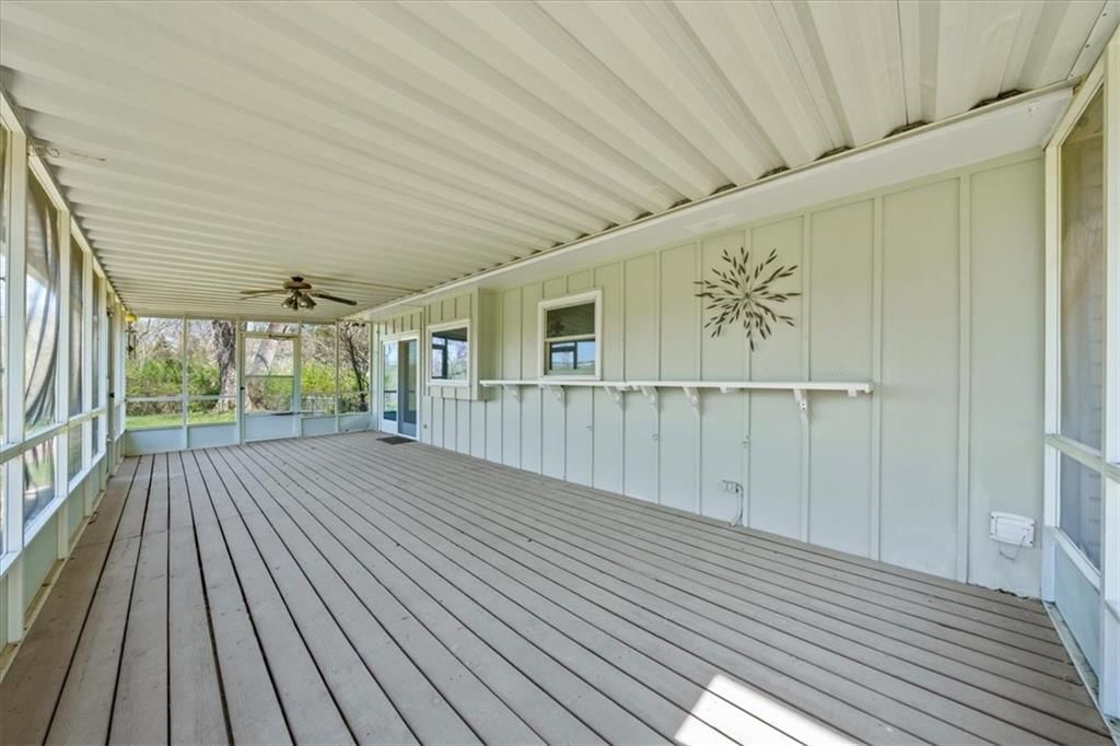 15410 Robinson Street — photo 32