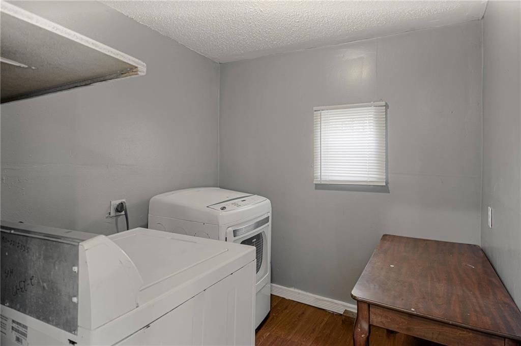 532 PARALLEL Avenue — photo 10