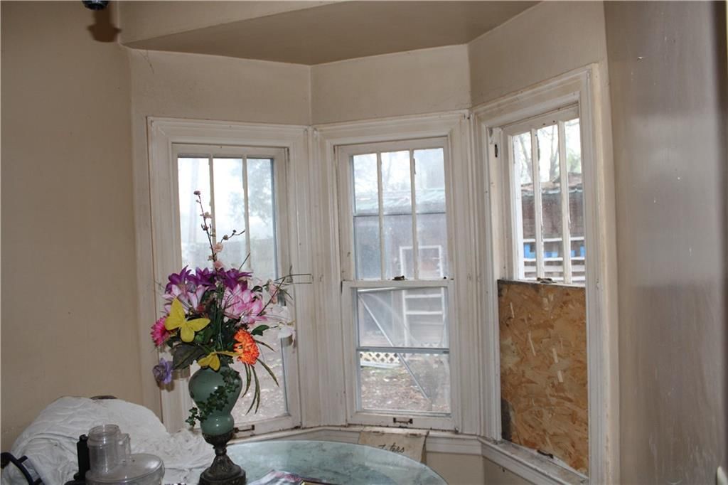 601 E Race Street — photo 6