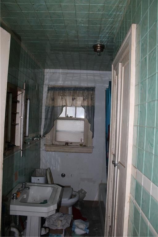 601 E Race Street — photo 17