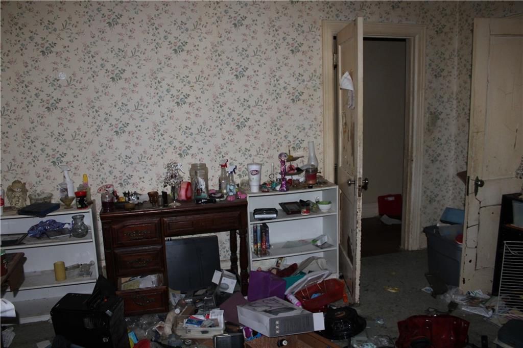 601 E Race Street — photo 22