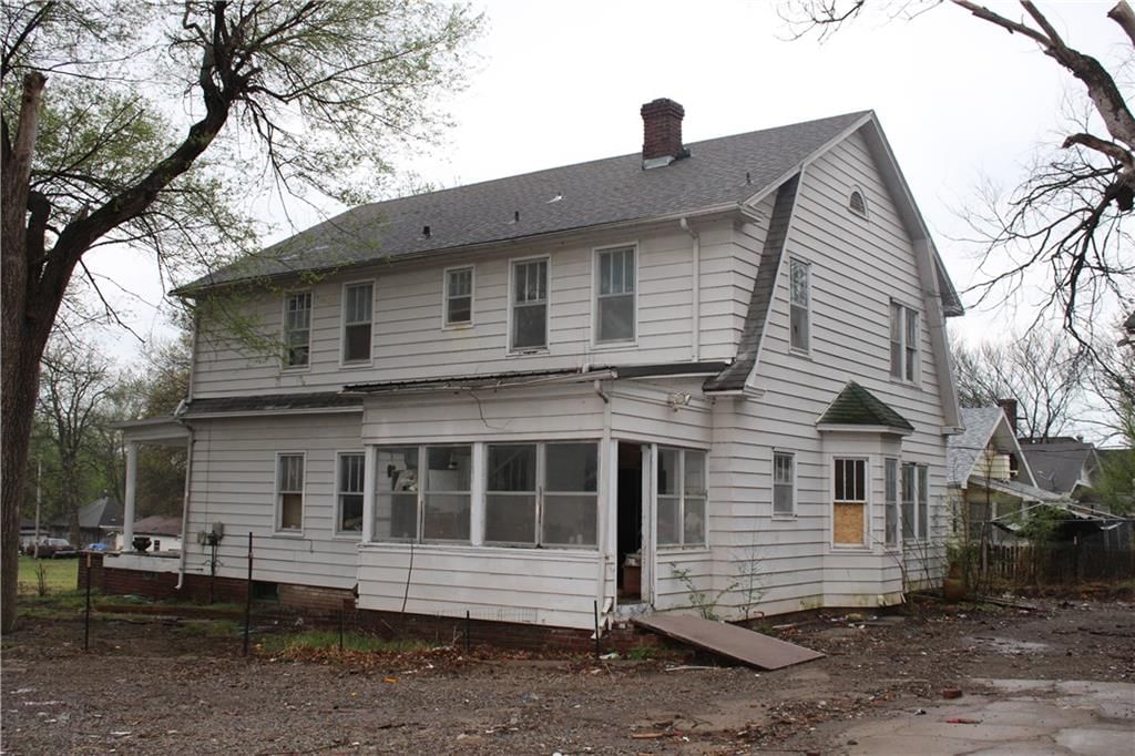 601 E Race Street — photo 26