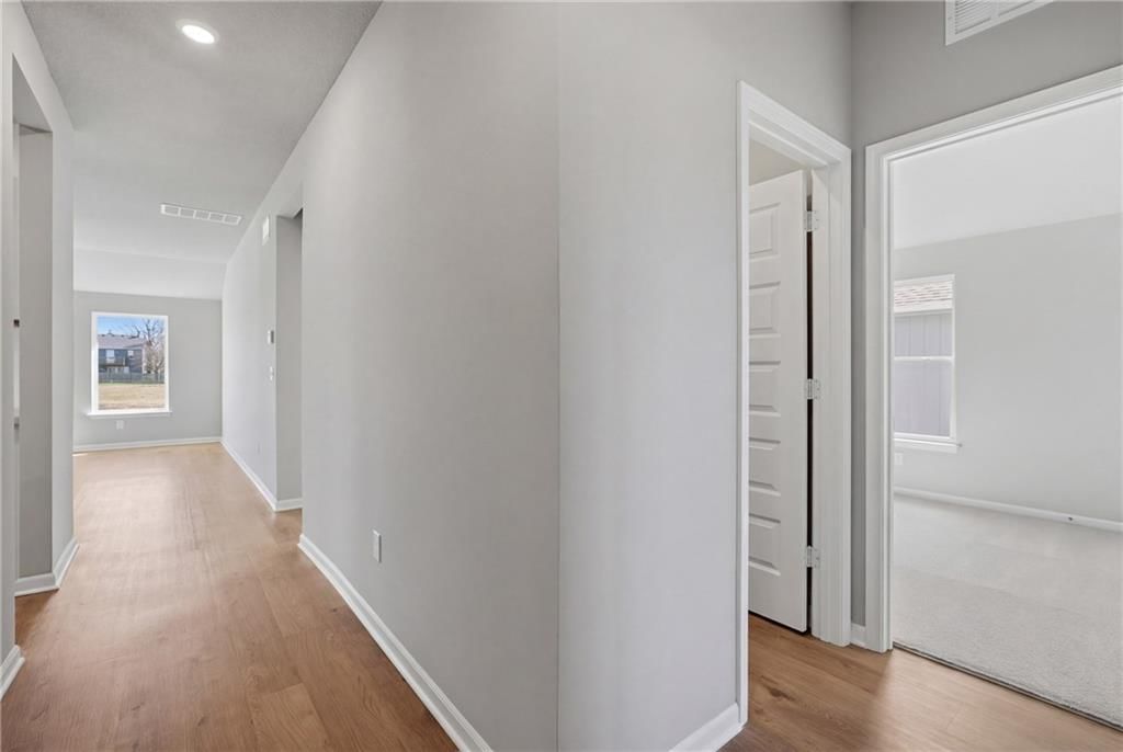 20217 W 194th Terrace — photo 12