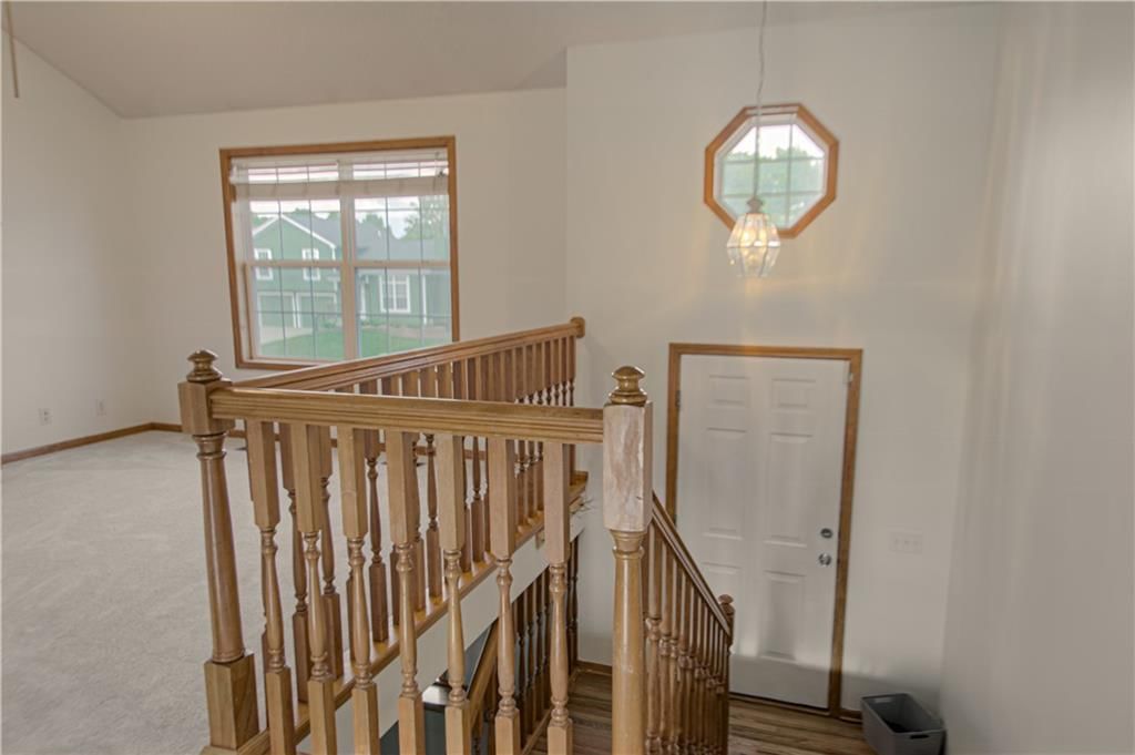 208 Hampton Drive — photo 5