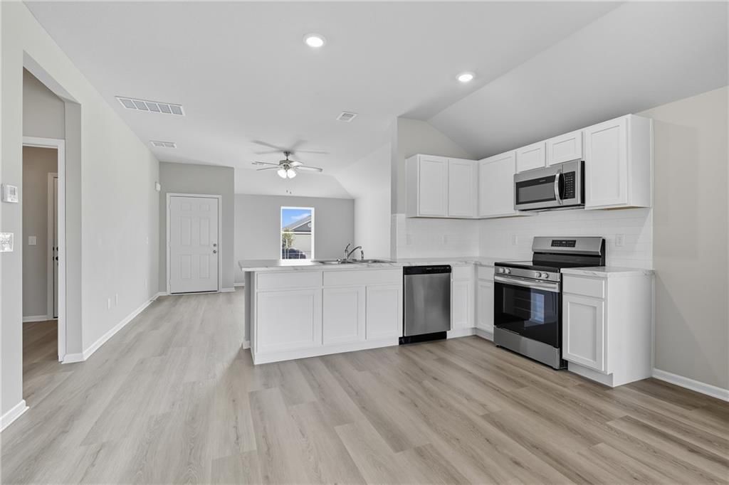 19443 Lincoln Street — photo 6