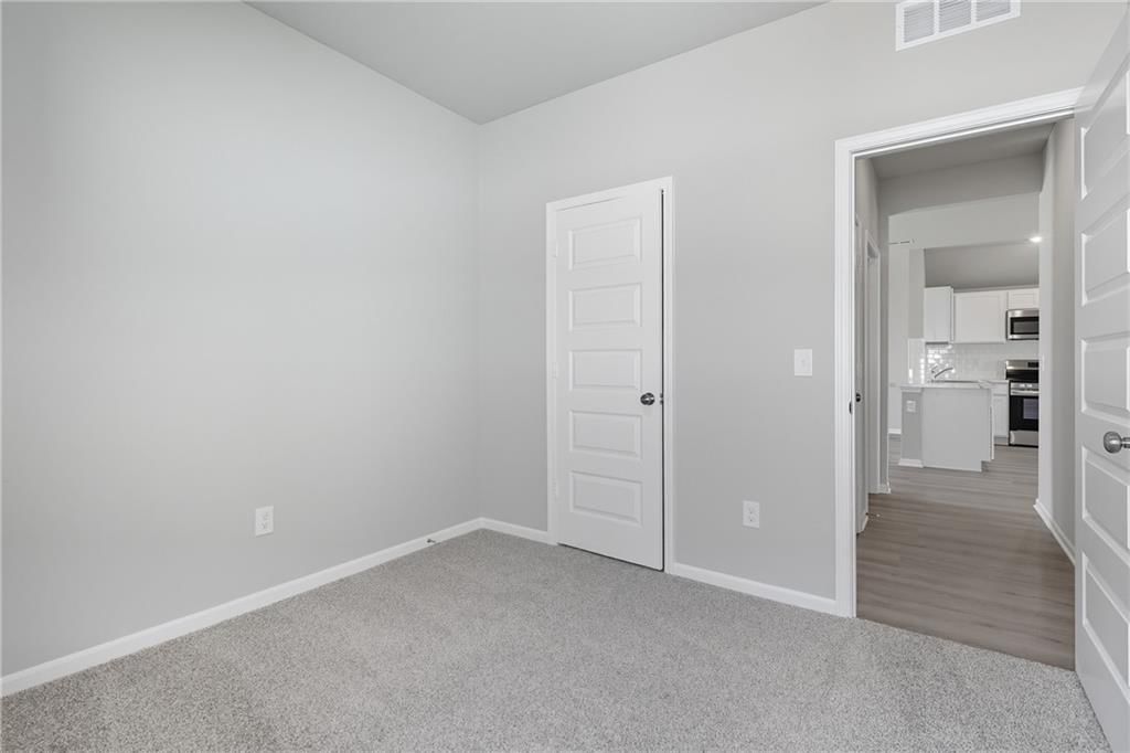 19443 Lincoln Street — photo 17