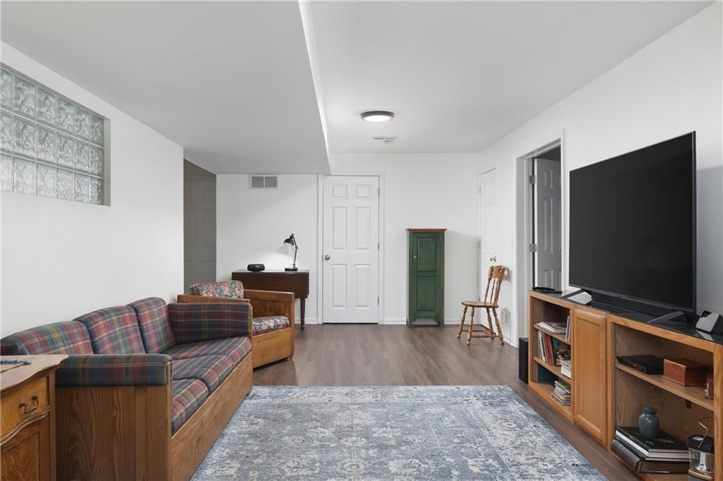 1029 Eldridge Street — photo 20