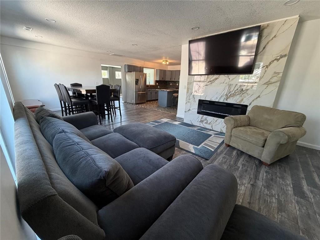 837 Euclid Street — photo 11