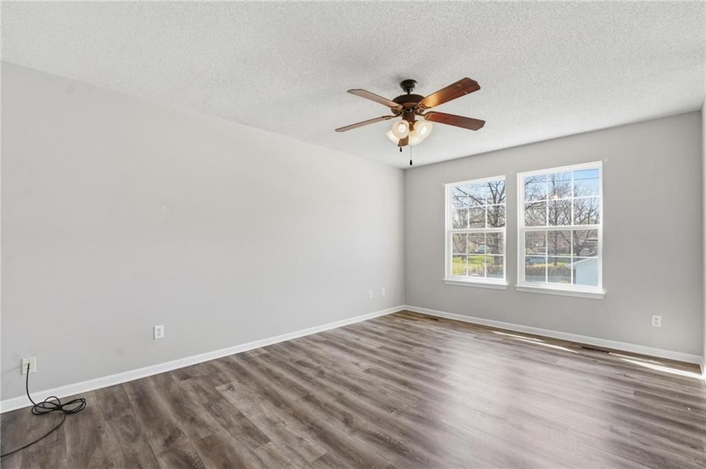 705 Marguerite Street — photo 3