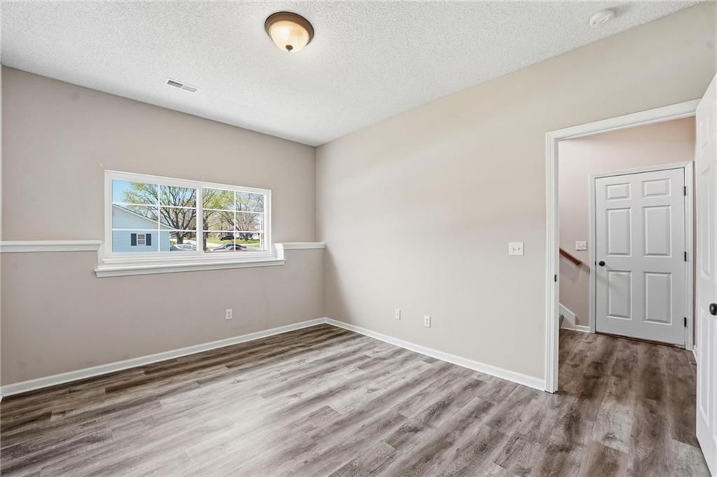 705 Marguerite Street — photo 28