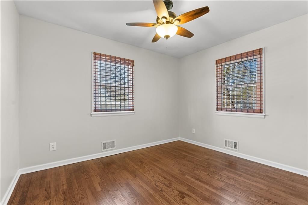 400 NE Howard Street — photo 16