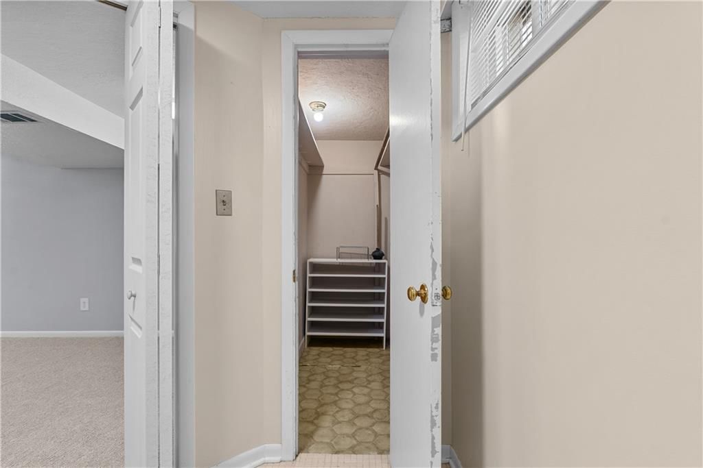 400 NE Howard Street — photo 26