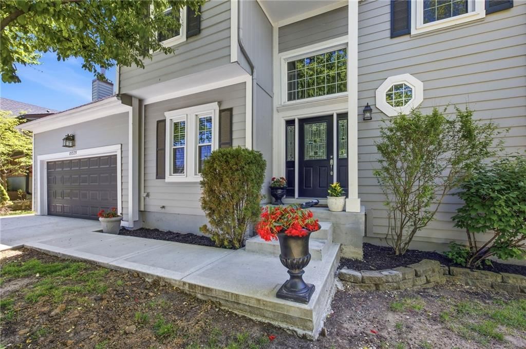 15375 W 150th Street — photo 2