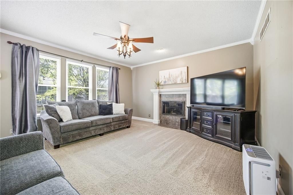 15375 W 150th Street — photo 3
