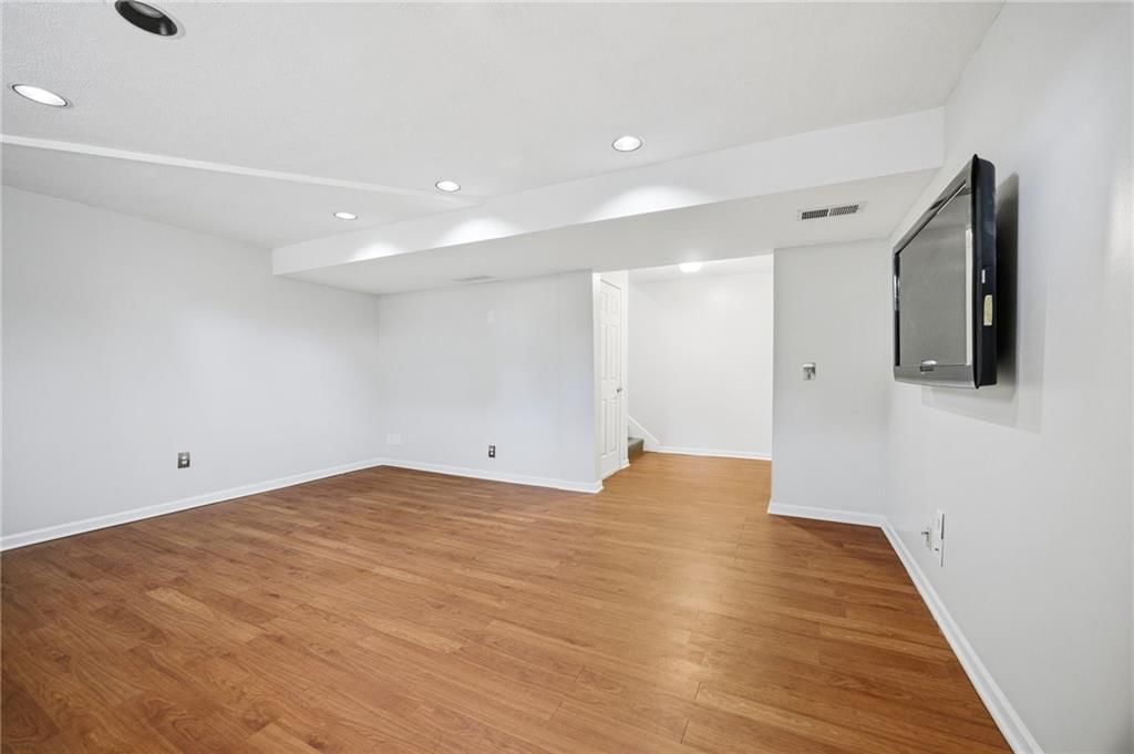 15375 W 150th Street — photo 28