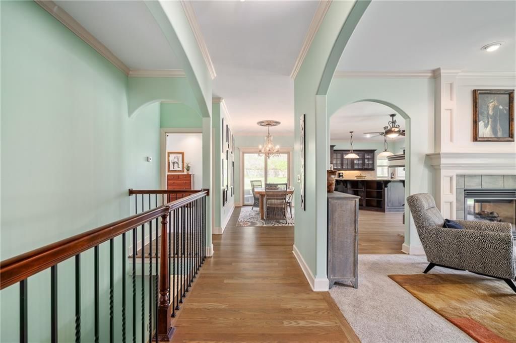 2504 NW Ashurst Drive — photo 3