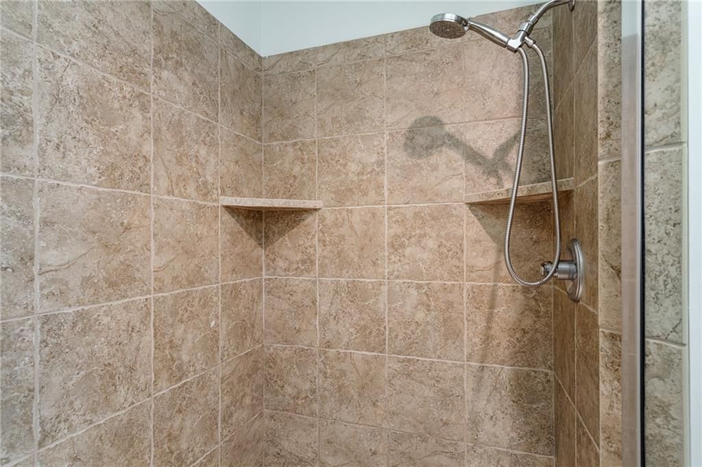 2504 NW Ashurst Drive — photo 17