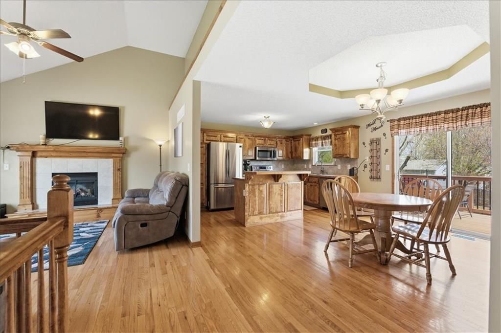 21921 Gracie Drive — photo 3