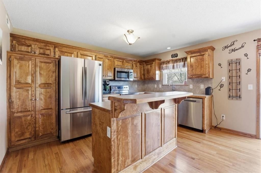 21921 Gracie Drive — photo 7