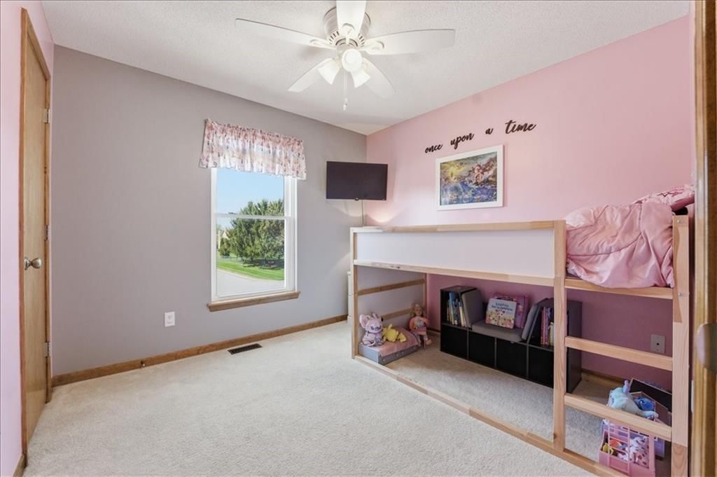 21921 Gracie Drive — photo 11