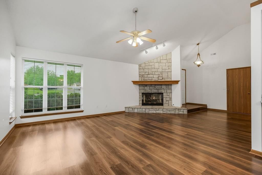 525 S Dyer Street — photo 8