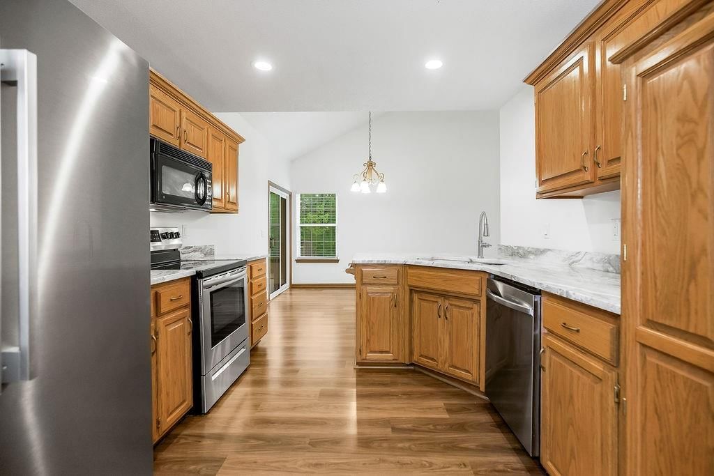 525 S Dyer Street — photo 12