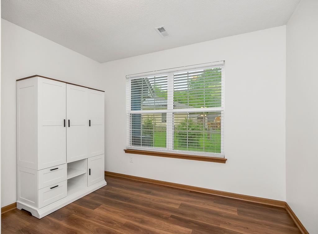 525 S Dyer Street — photo 23