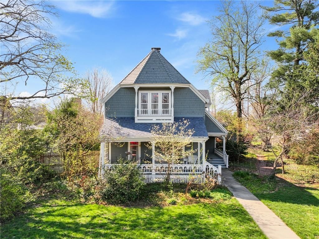 222 W Gay Street, Warrensburg, MO