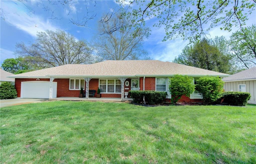 6617 Sterling Avenue — photo 2