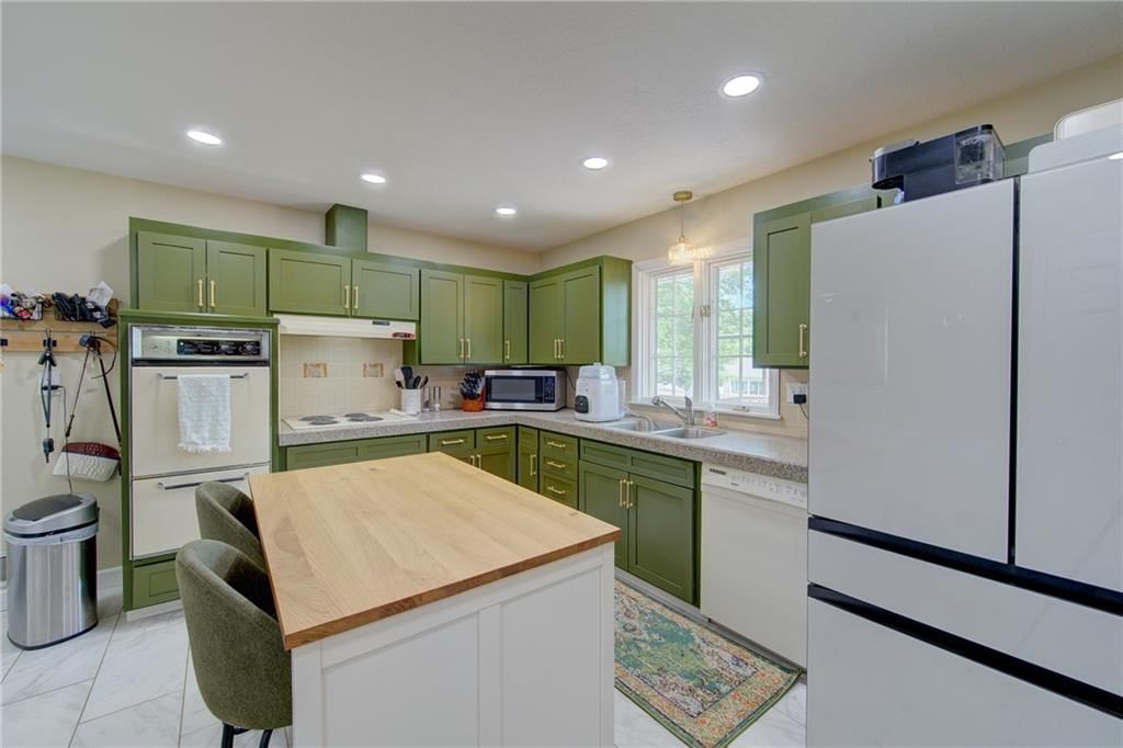 6617 Sterling Avenue — photo 9