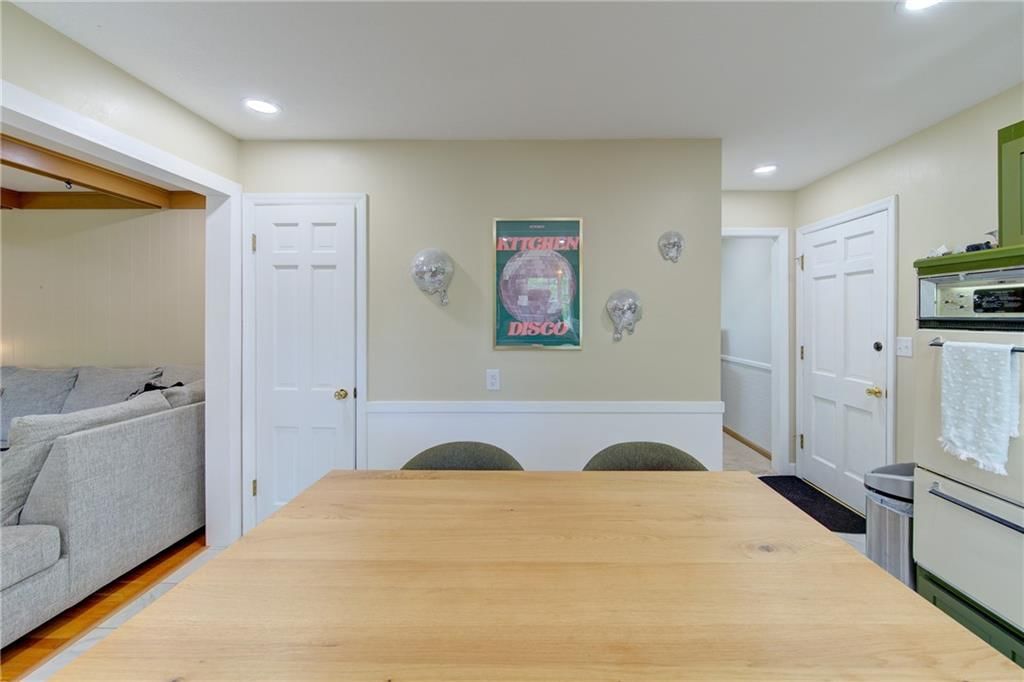 6617 Sterling Avenue — photo 11