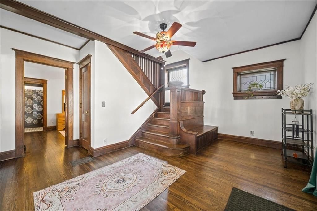 611 W MAPLE Avenue — photo 4