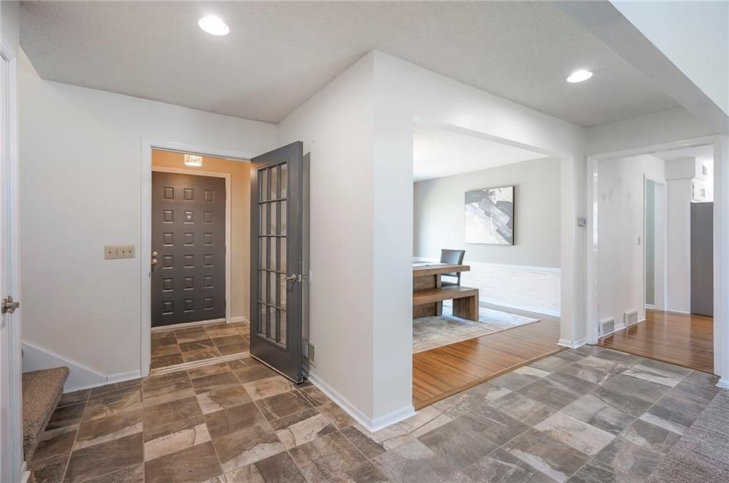 10911 W 120th Terrace — photo 4