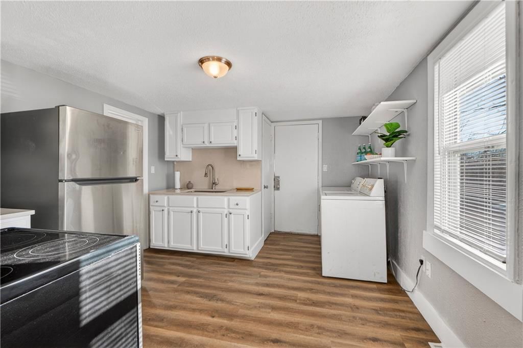 429 NE 42nd Street — photo 10