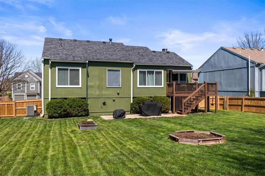 2541 SE Kimbrough Lane — photo 33