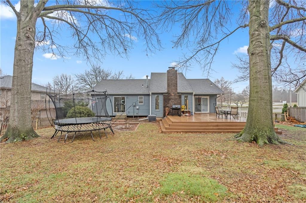 3502 NW Lake Drive — photo 31