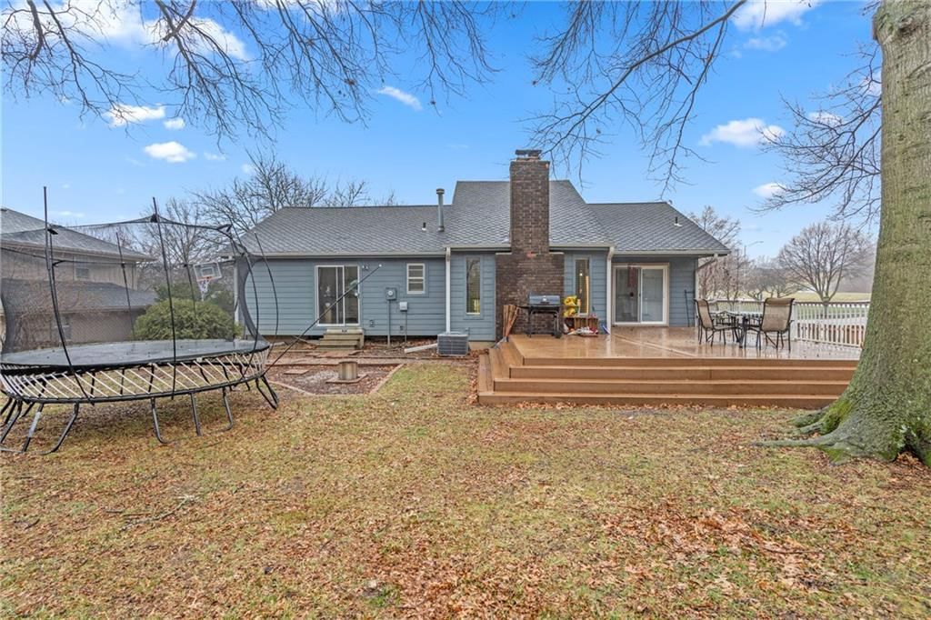 3502 NW Lake Drive — photo 33