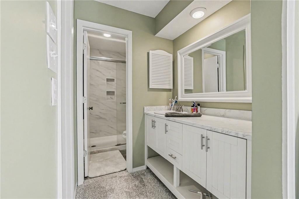 8267 N Revere Avenue — photo 18