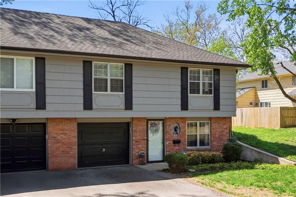 8314 MACKEY Street — photo 2