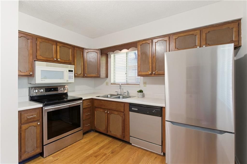 8314 MACKEY Street — photo 7
