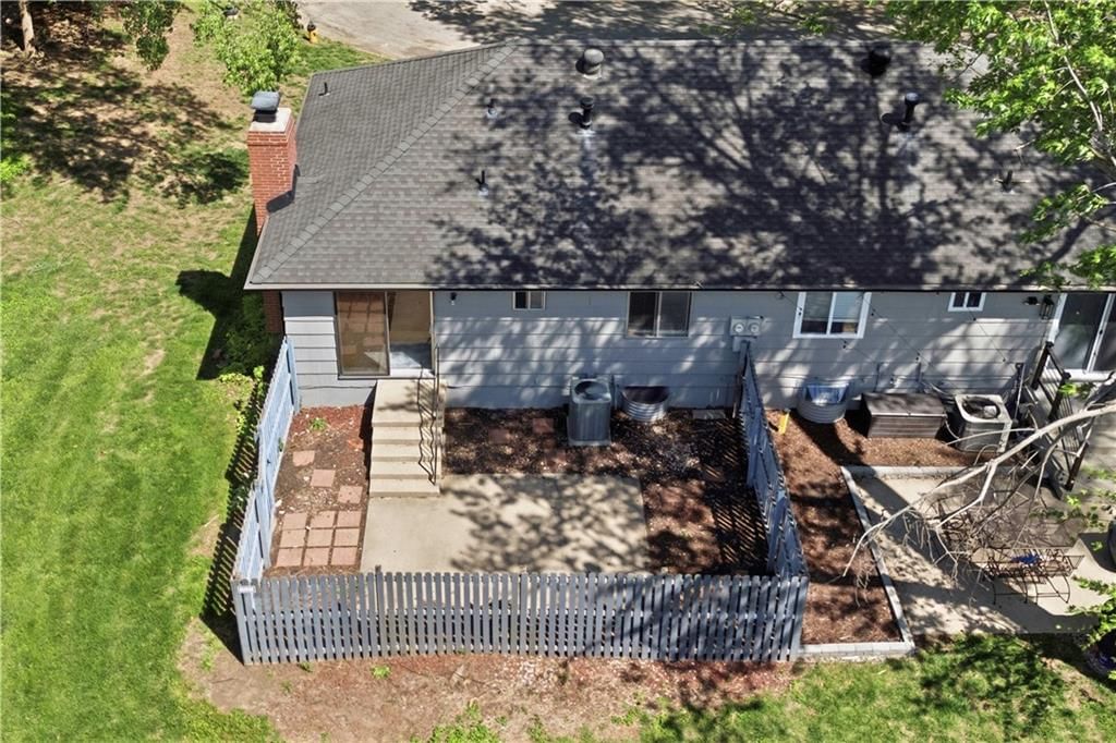 8314 MACKEY Street — photo 17