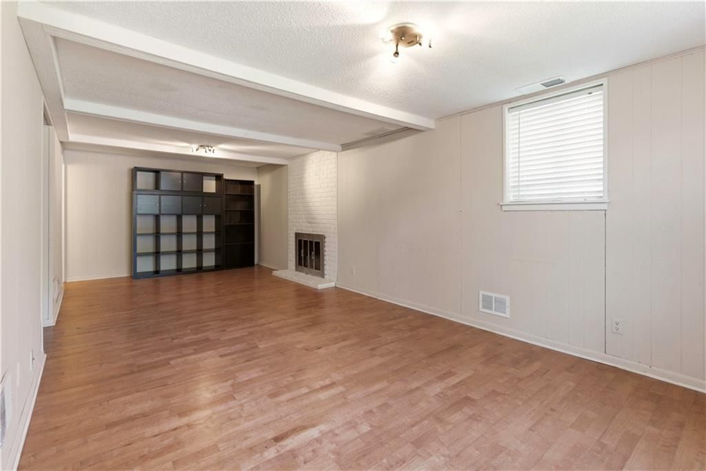 8314 MACKEY Street — photo 20