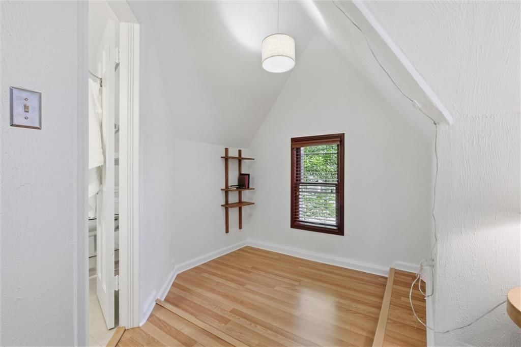 5302 W 57th Street — photo 15