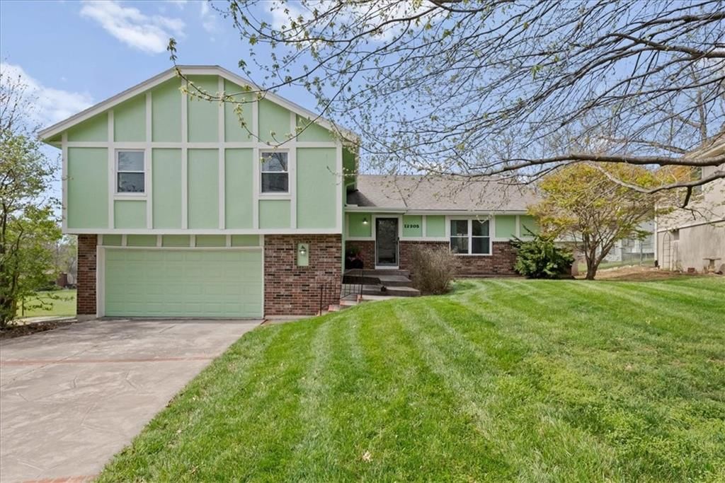 12205 W 72nd Street, Shawnee, KS